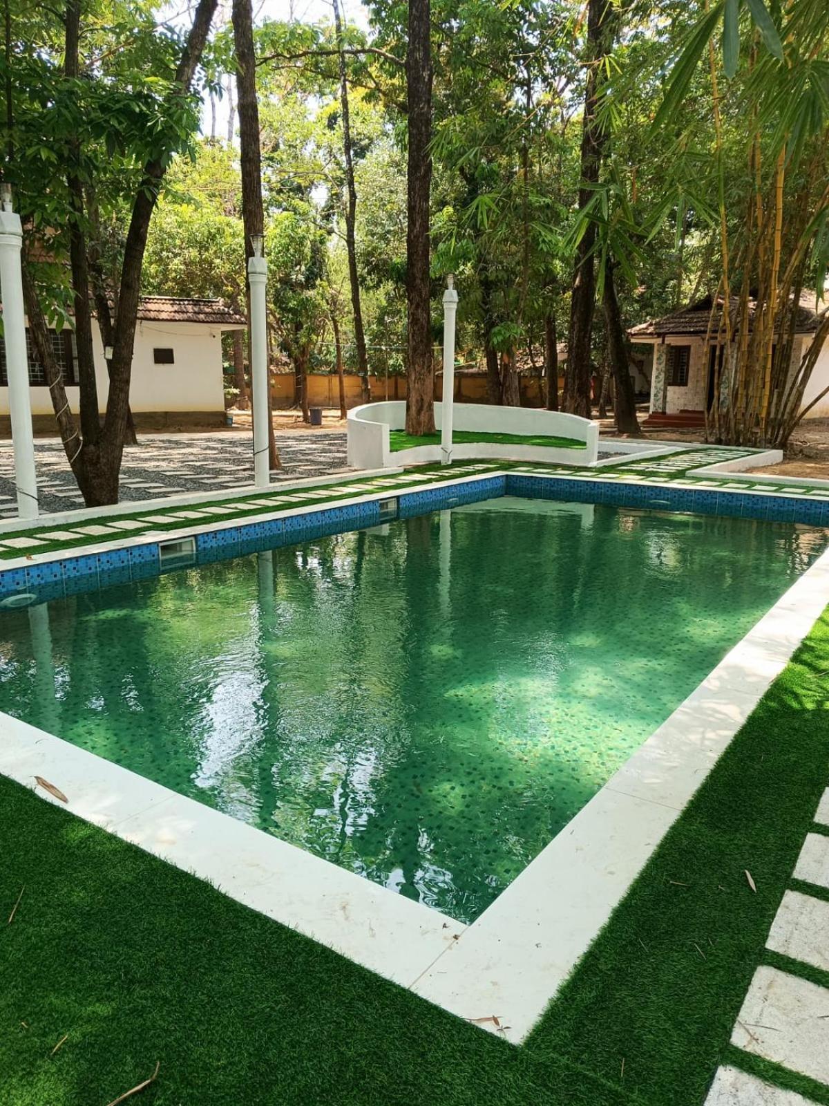 Surya Eco And Wedding Resort Thrissur Exterior photo